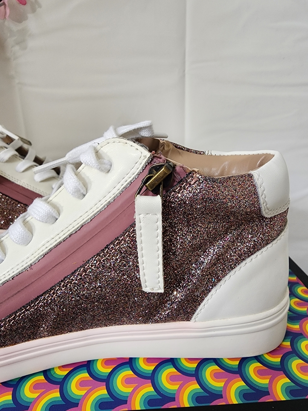 ​Blondo Giana Waterproof Glitter Sneakers - White/Rose Gold - Size 9M - Picture 11 of 12